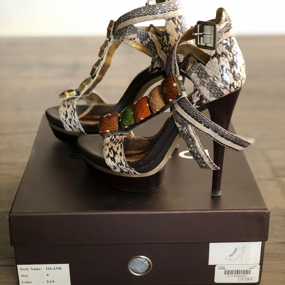 Like New - Bebe Island Tan Snake Platform Sandals - Picture 2 of 2
